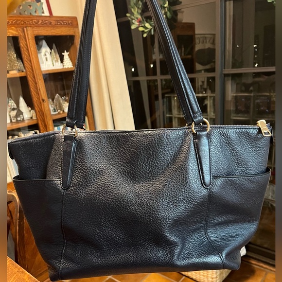 Coach Navy Blue Medium Leather Carryall Shoulder Bag - Picture 2 of 5